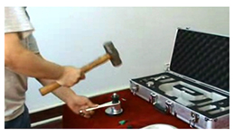 剪銷(xiāo)式布氏硬度計(jì)操作.jpg 剪銷(xiāo)式布氏硬度計(jì)操作.jpg